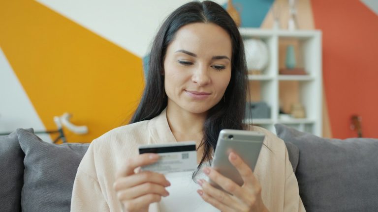Why ElevateNarration.com is Your Go-To for Tech Shopping